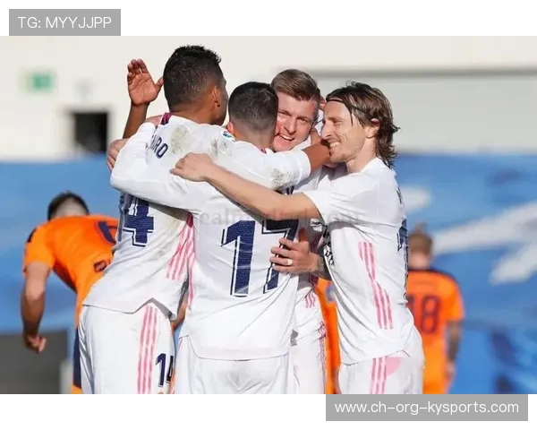 华伦西亚队受伤球员回归，士气大振，华伦西亚vs利云特